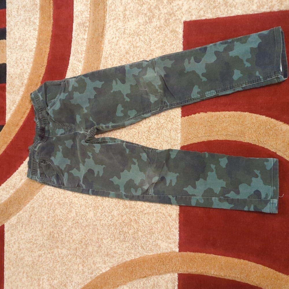 Boy's Camo Cat & Jack Joggers Sz 12